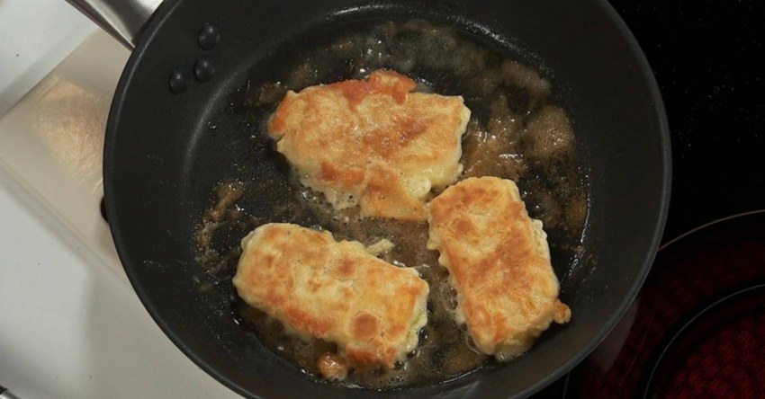 Жареный сулугуни на сковороде