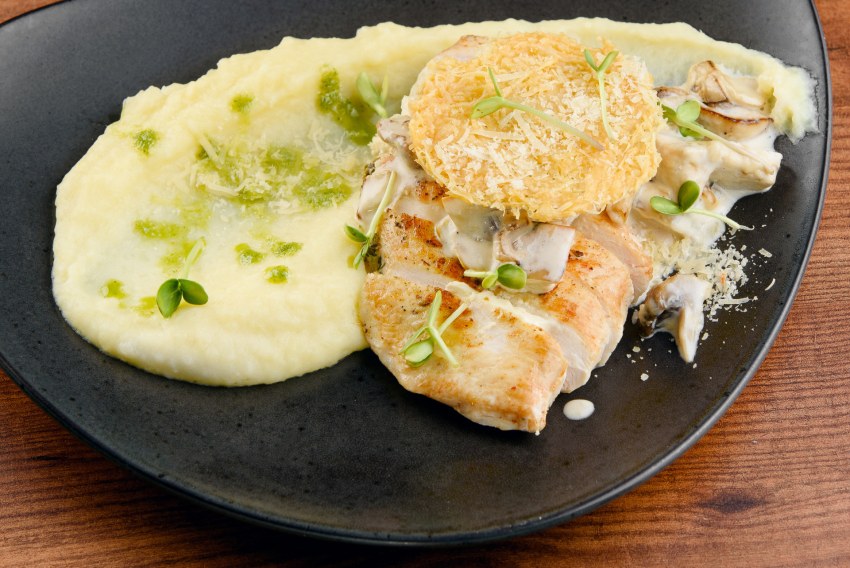 Куриная грудка сюпрем