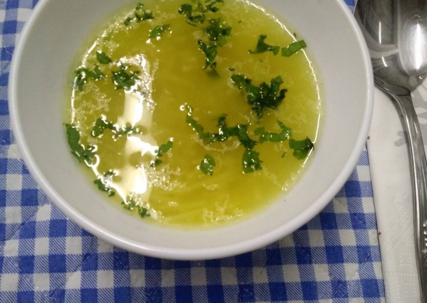 Куриный бульон с рисом