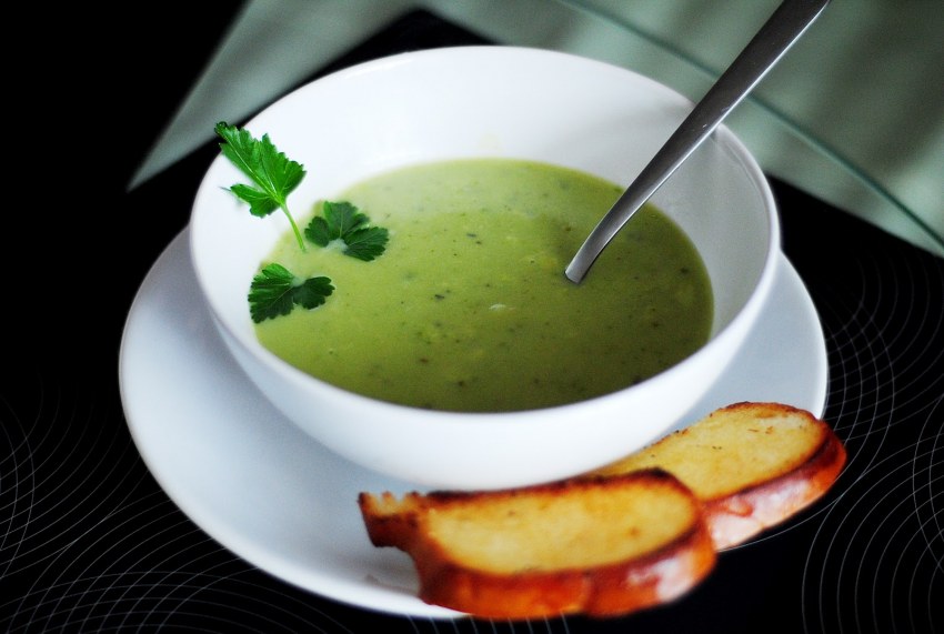 Диетический суп-пюре с брокколи