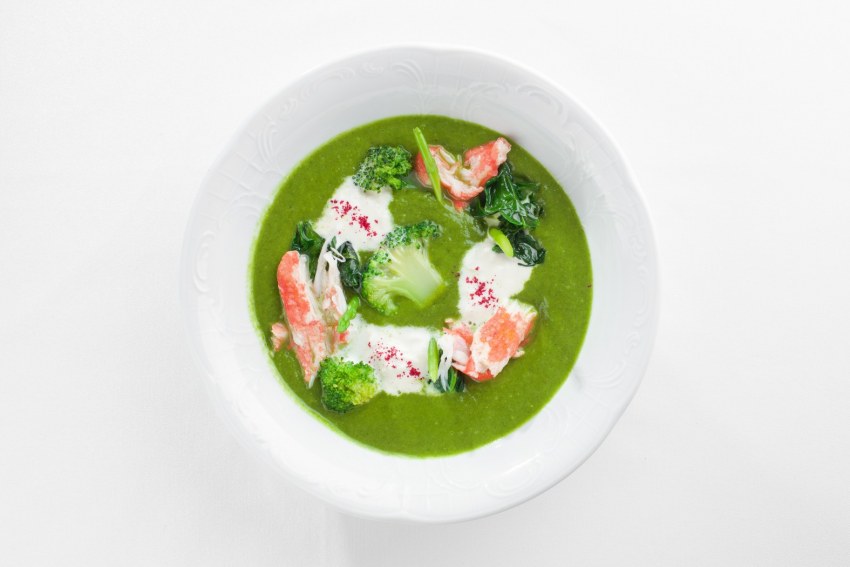 Суп из брокколи и шпината