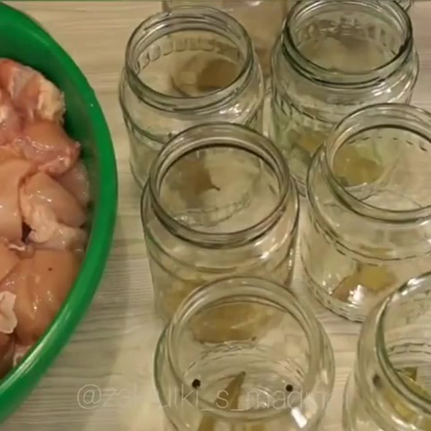 Тушенка текстура