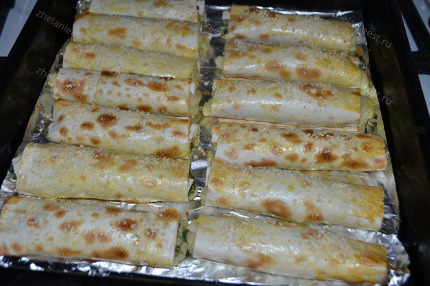 Трубочки из лаваша в духовке
