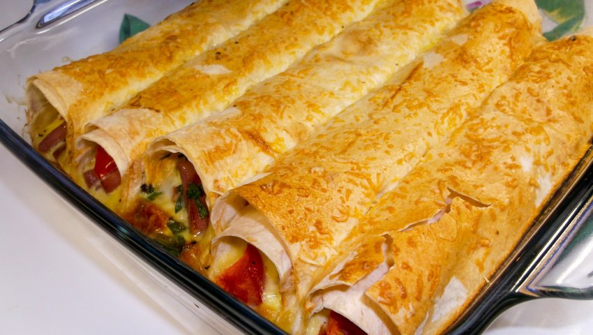 Трубочки с начинкой в духовке