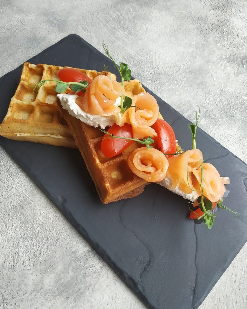 Вафли с семгой