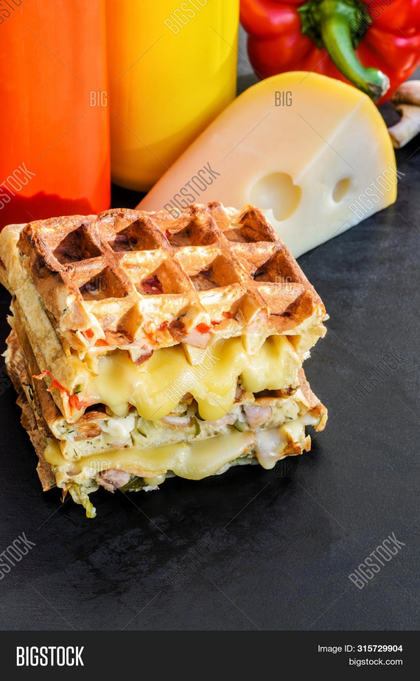 Бельгийские вафли с сыром