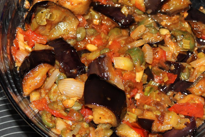 Сицилия капоната