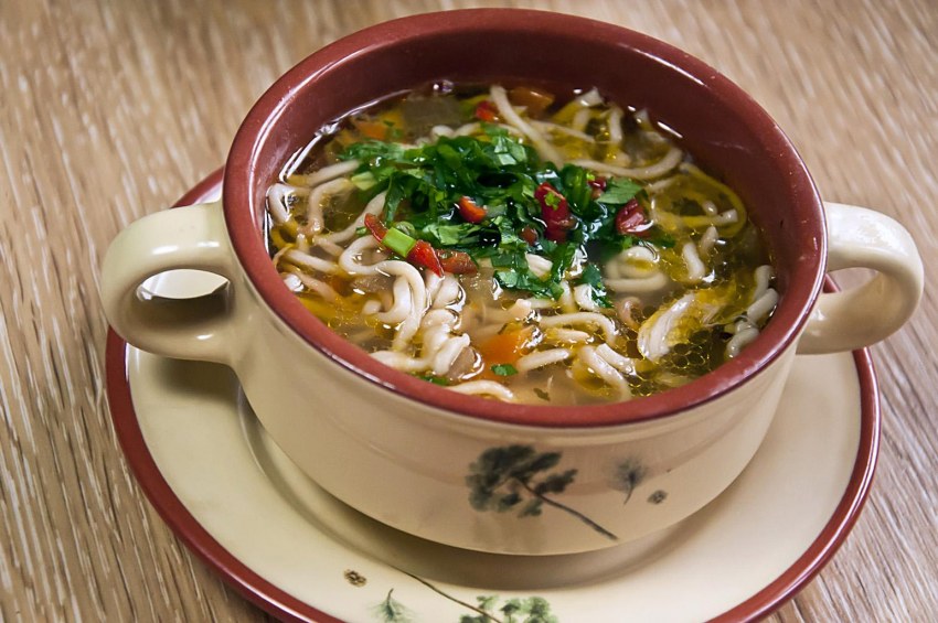 Грибной суп с домашней лапшой