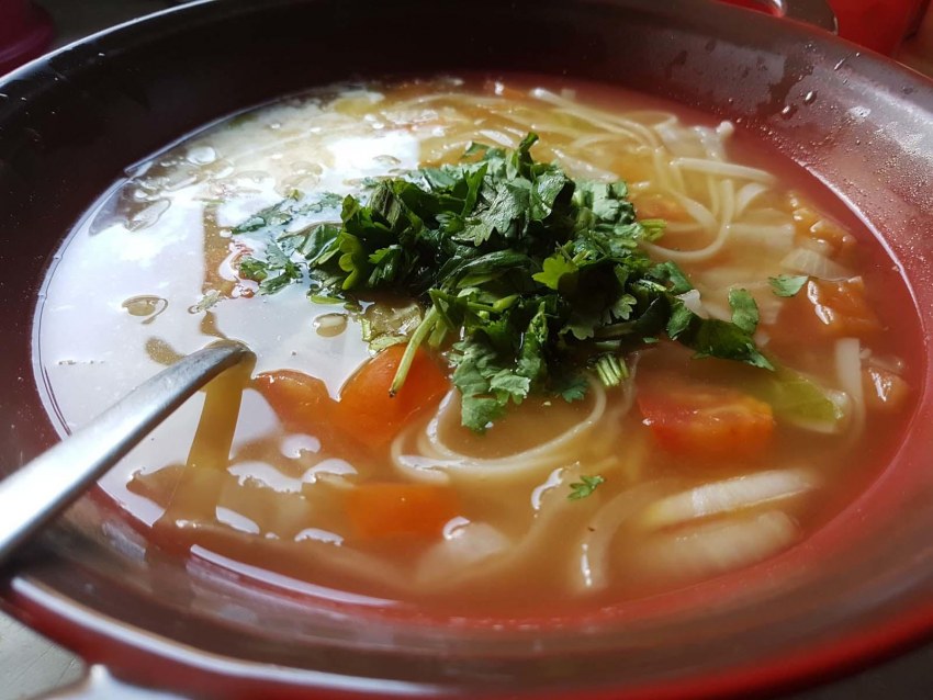 Обжаренная лапша с говядиной