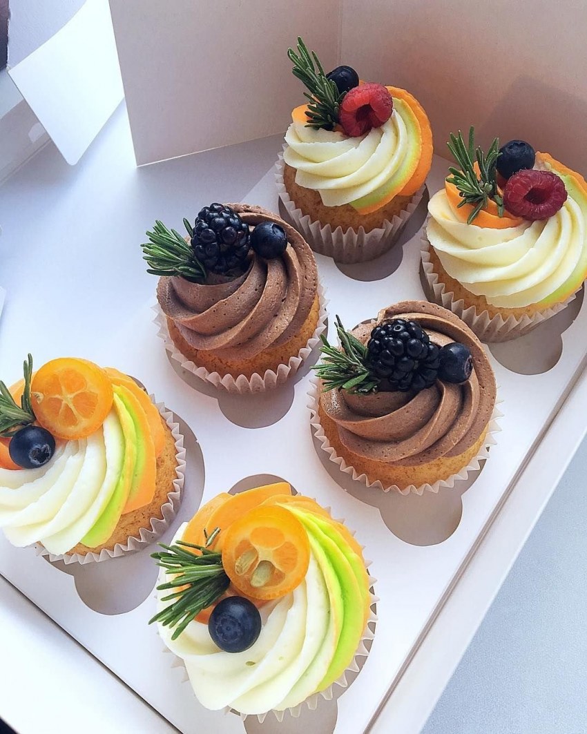 Украшение капкейков