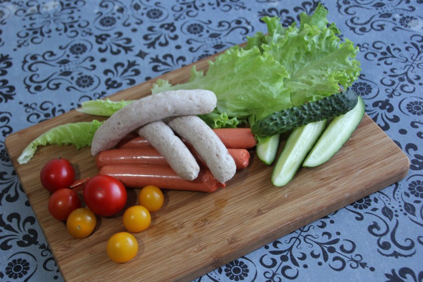 Куриные сосиски стол 5