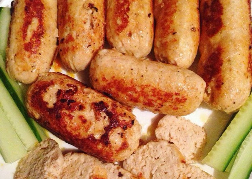 Колбаски из куриного филе