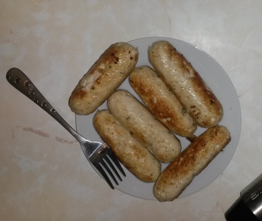 Куриные сосиски в домашних