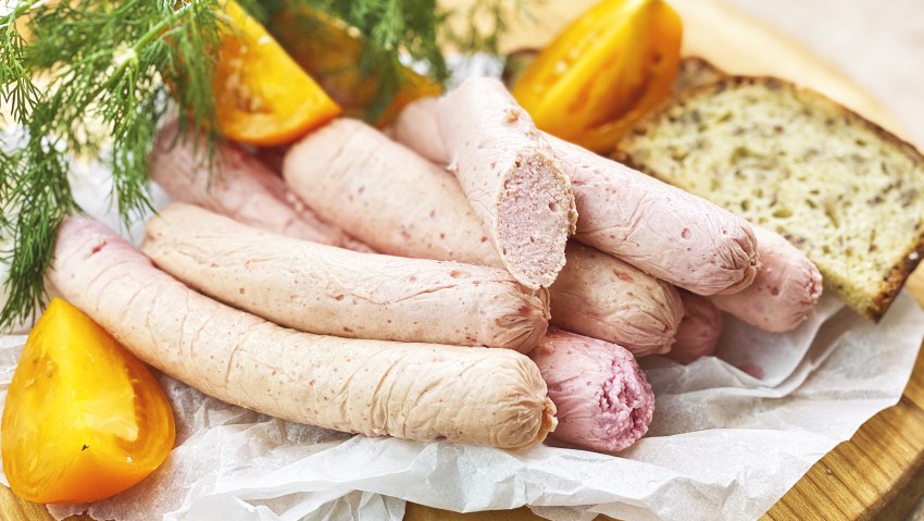 Домашние молочные сосиски