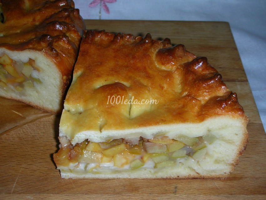 Пирог из дрожжевого сдобного теста с фруктами