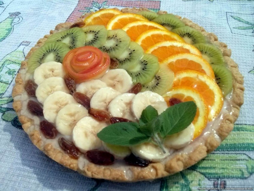 Украсить пирог из дрожжевого теста с капустой