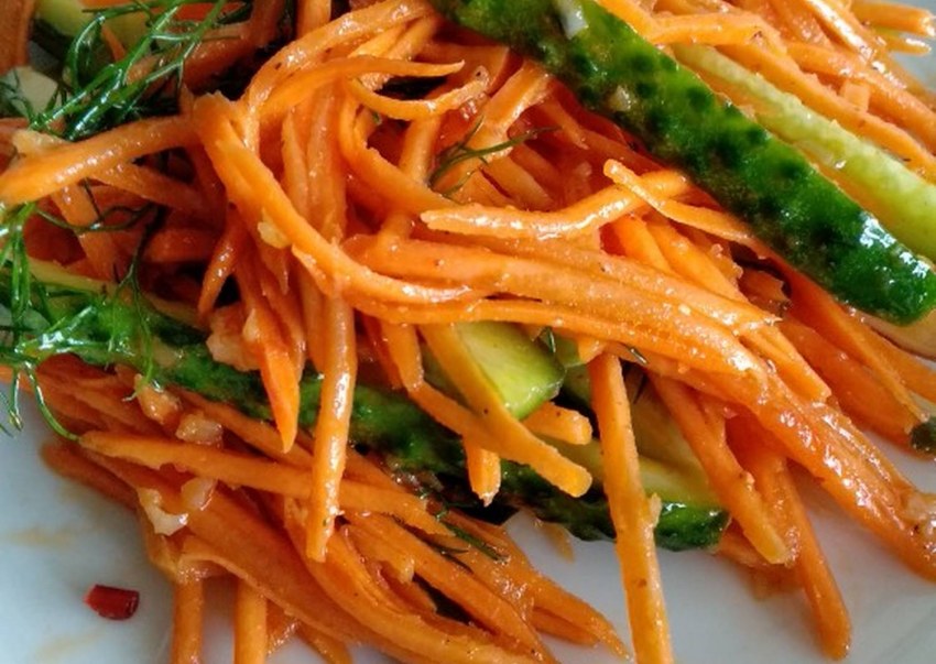 Закуска из кабачков с морковью "по-корейски"