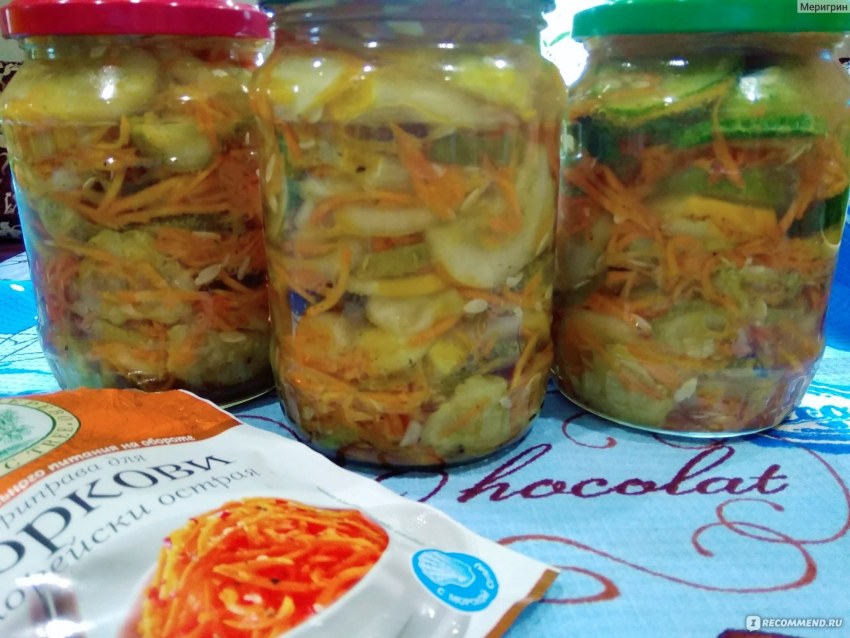 Салат из огурцов на зиму по-корейски с морковью с приправой