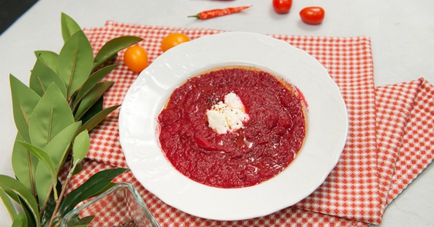 Картофельное пюре со свёклой