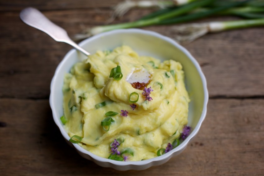 Пюре с котлетой