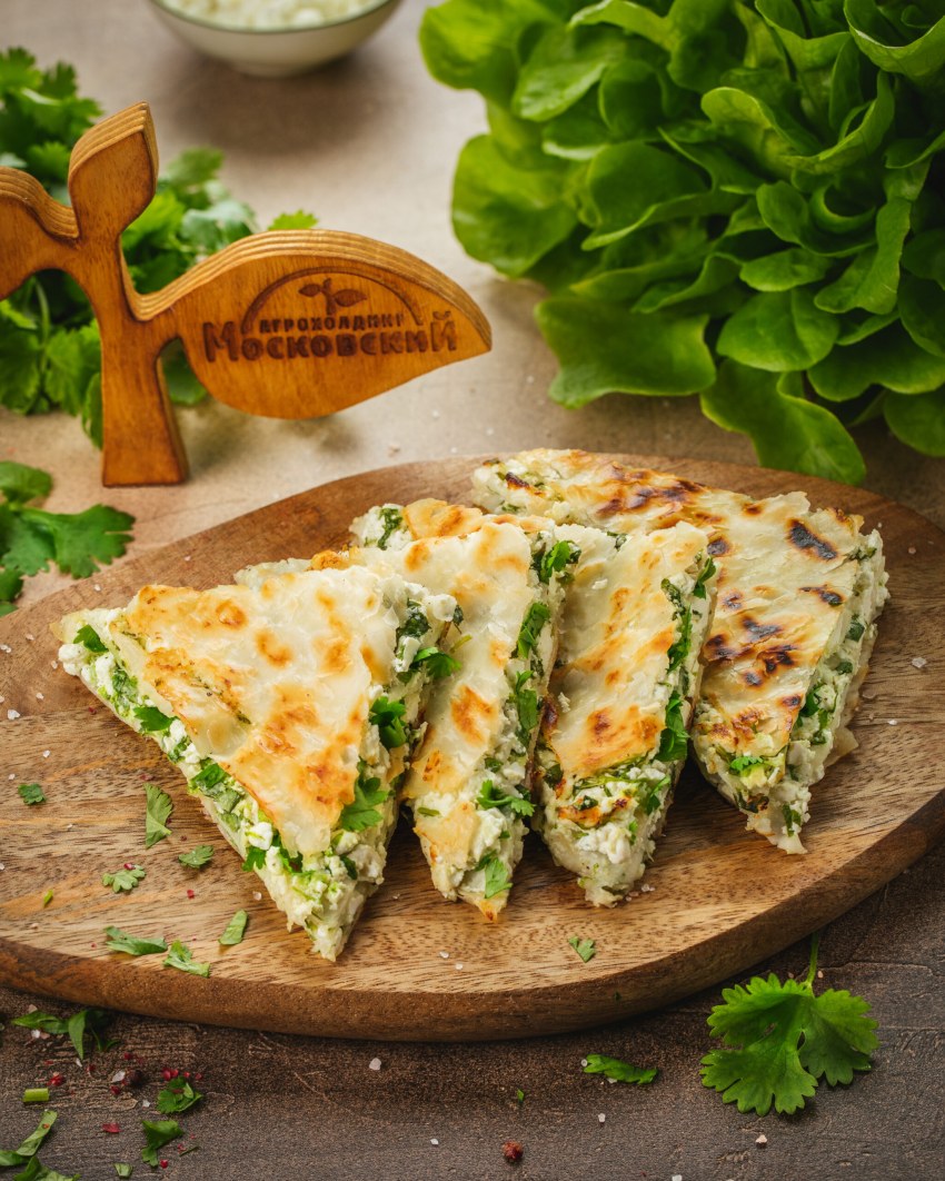 Пирог из лаваша с яйцом и зеленым луком