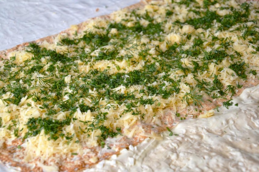 Кутабы из лаваша с зеленью и сыром