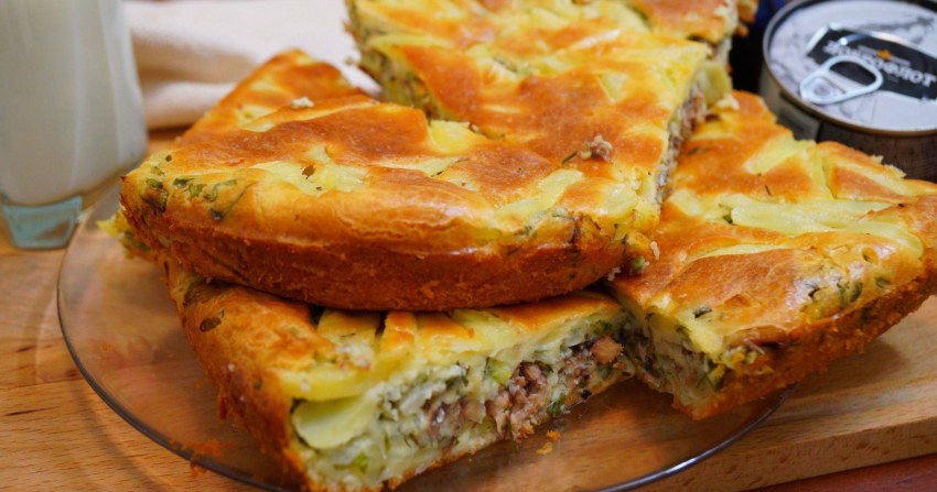 Заливной пирог с рыбной консервой