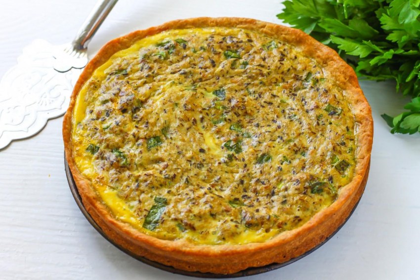 Заливной пирог с горбушей горячего копчения