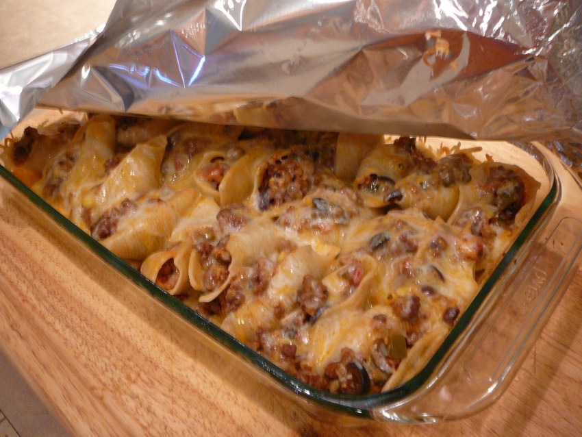 Толстые макароны фаршированные