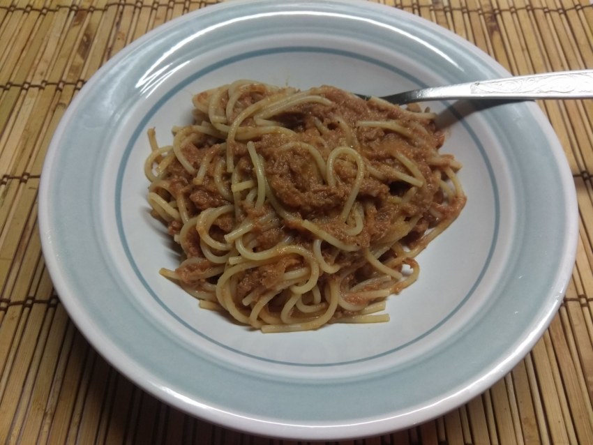 Макароны с фаршем в мультиварке фото