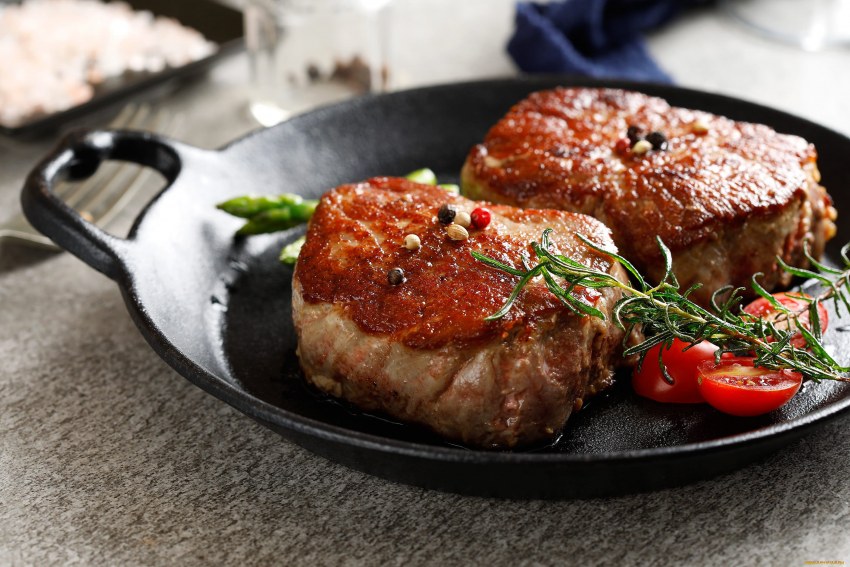 Стейк с розмарином