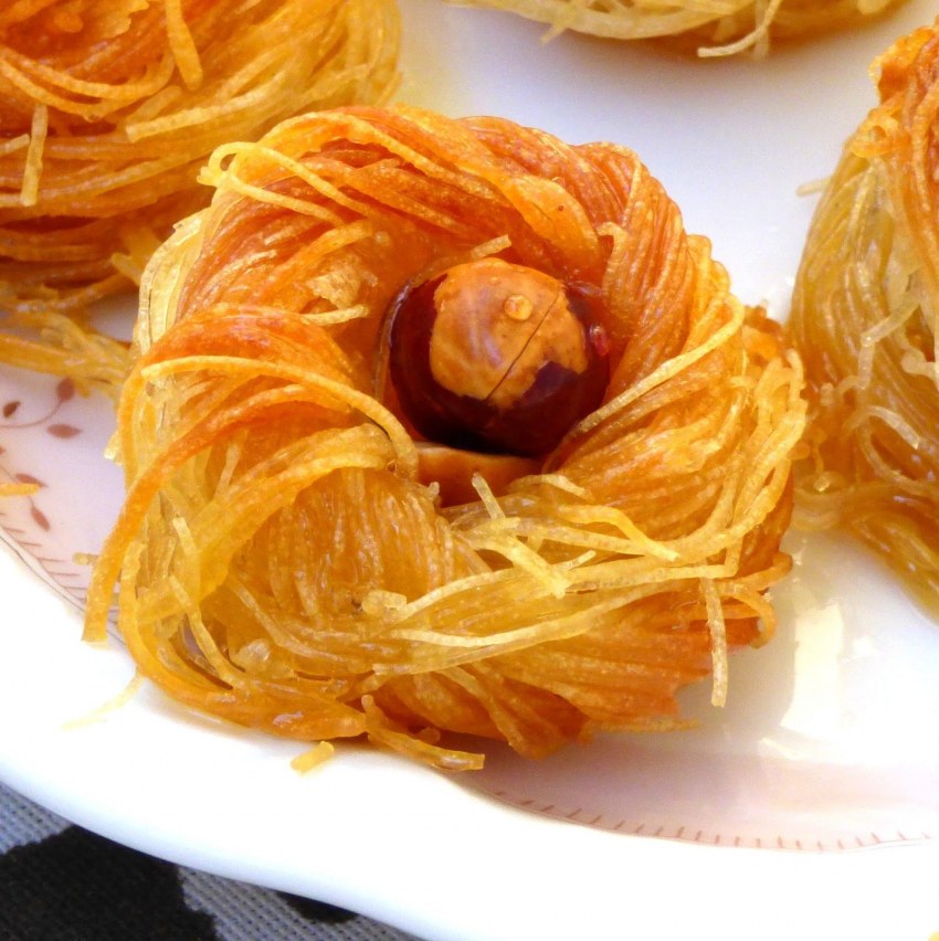 Мясо в тесте катаифи