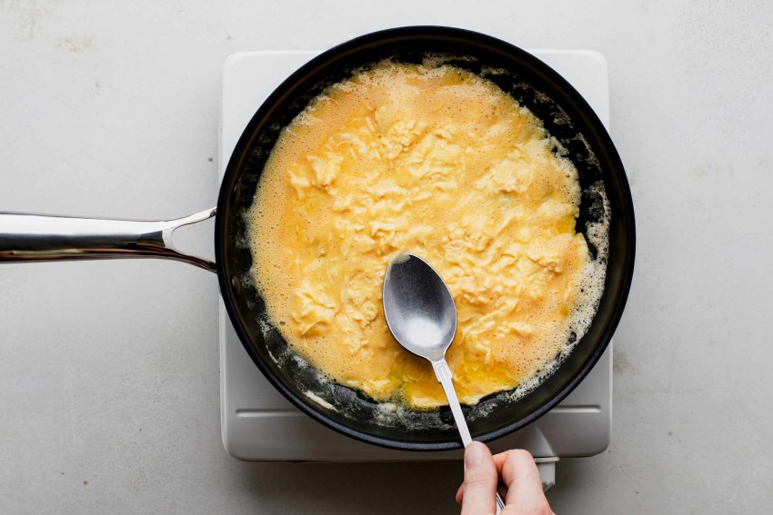 Яичница с щавелем