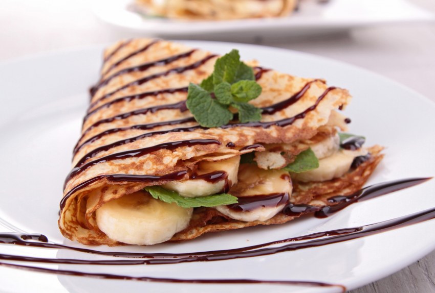 Блины с бананом и шоколадом