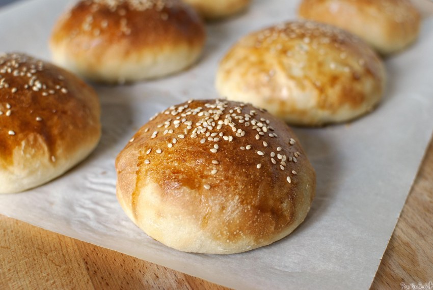 Французские булочки Бриошь