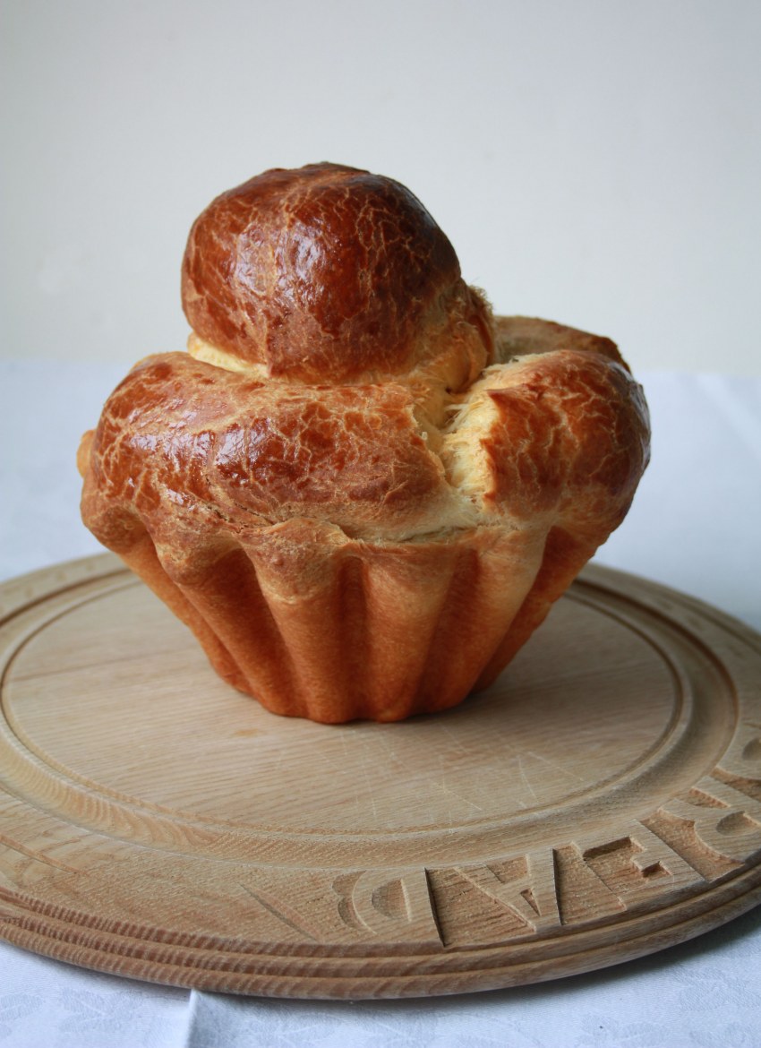 Французские булочки Бриошь