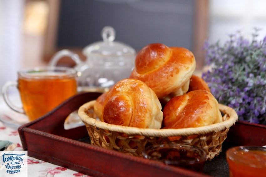 Булочка Парижская Бриошь