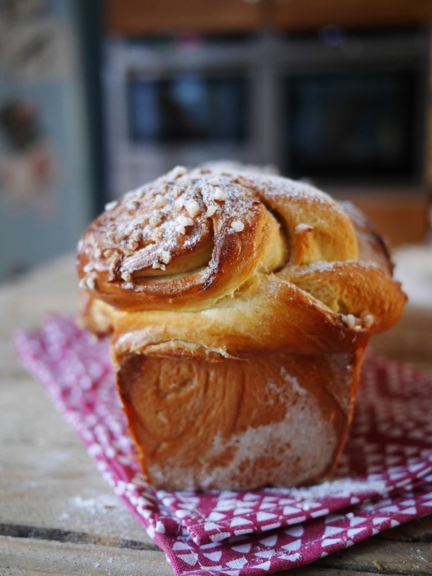 Булочка бриош