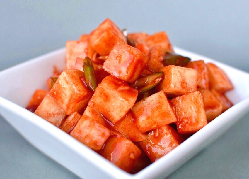 Кактуги — кимчи из дайкона