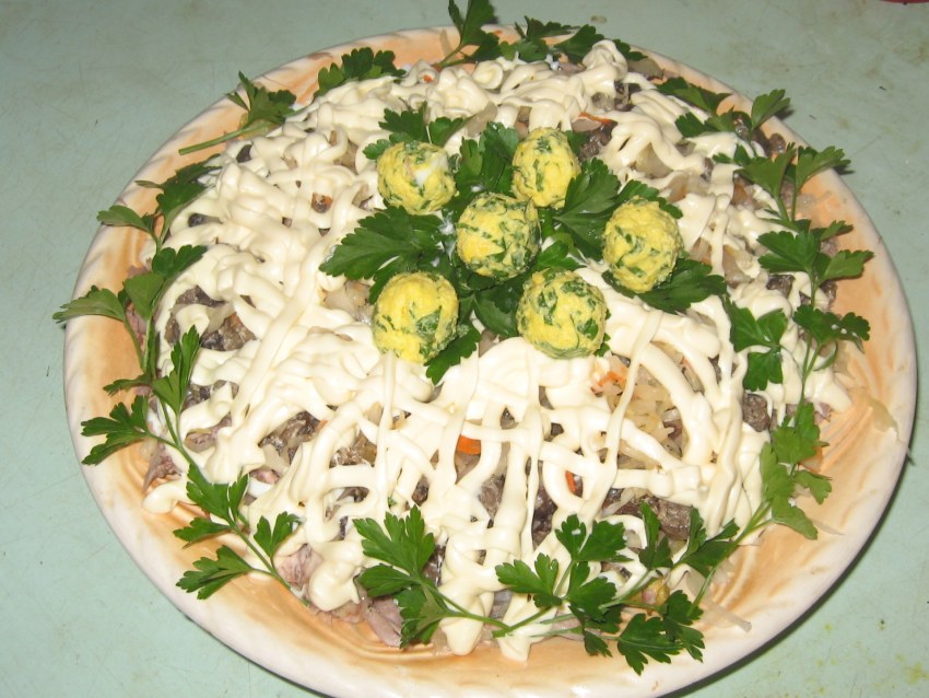 Гнездо глухаря с фри