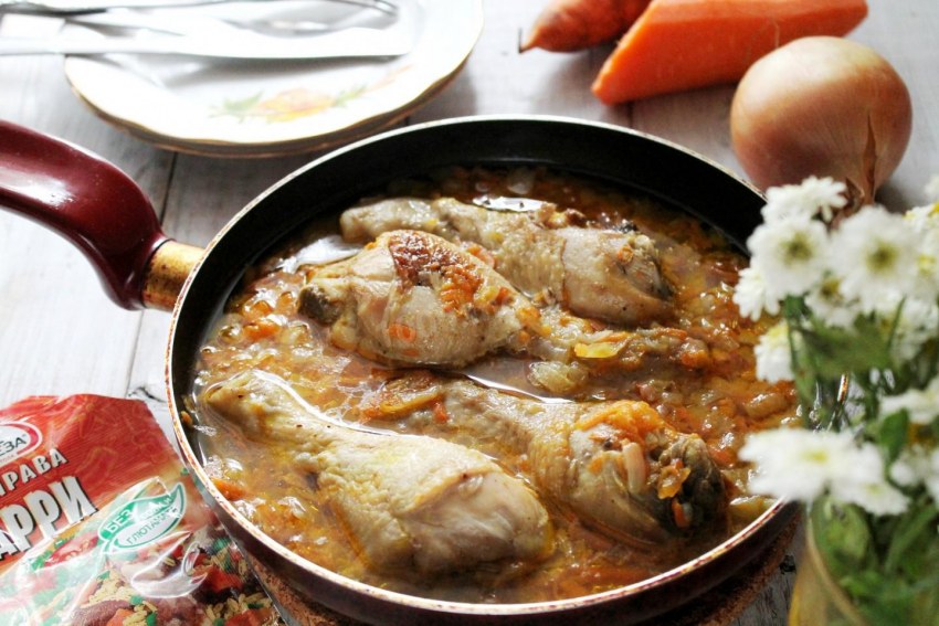 Тушеные капуста овощи в мультиварке