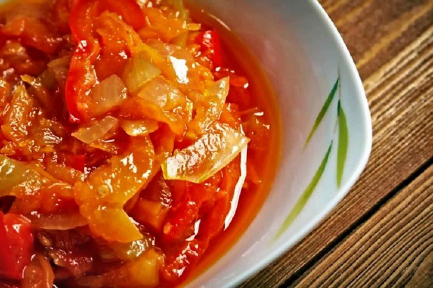 Помидоры консервированные дольками