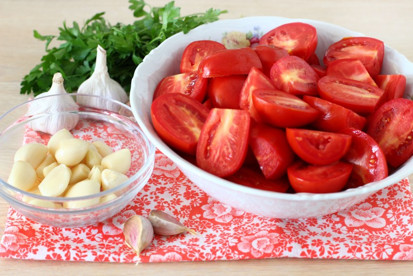 Томат удачный