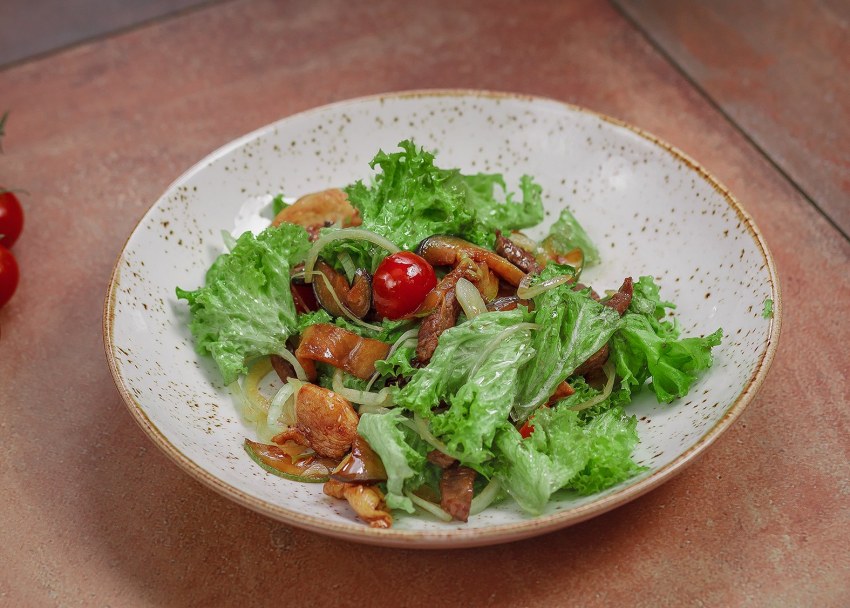 Руккола с телятиной