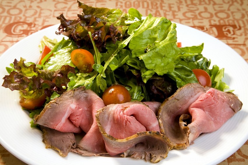 Салат с уткой и мандаринами