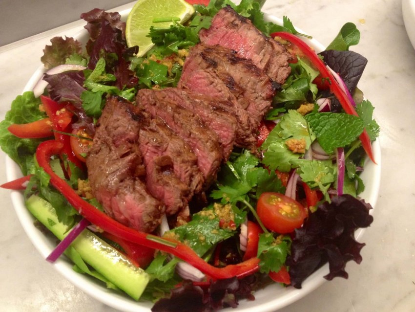 Салат с языком