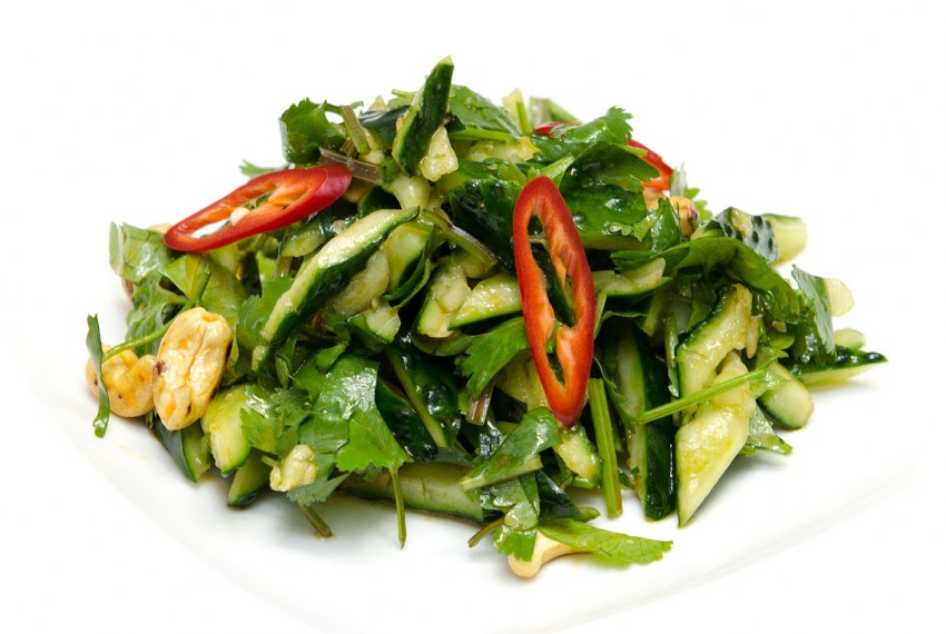 Салат с битыми огурцами