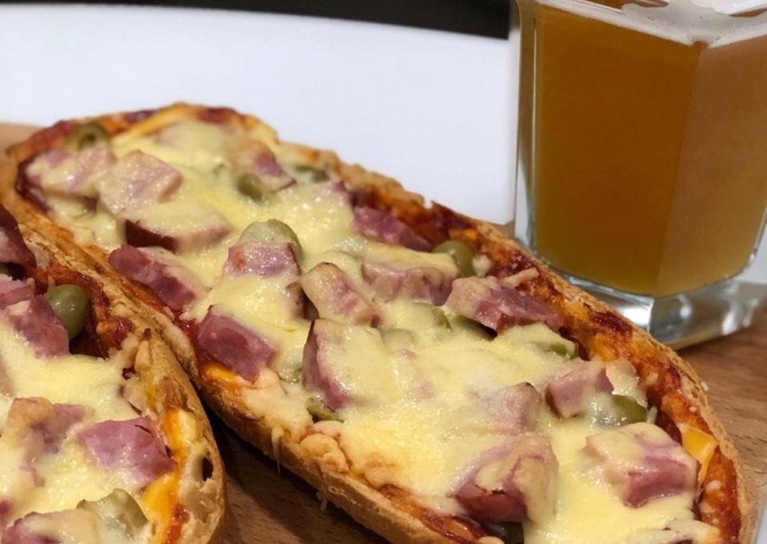 Черствый хлеб в микроволновке