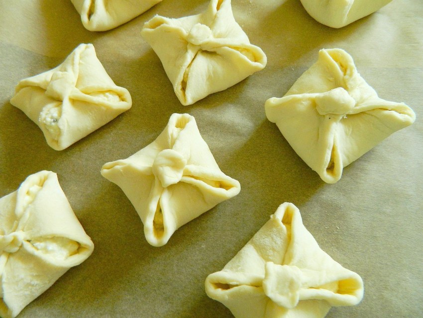 Слойки конвертики