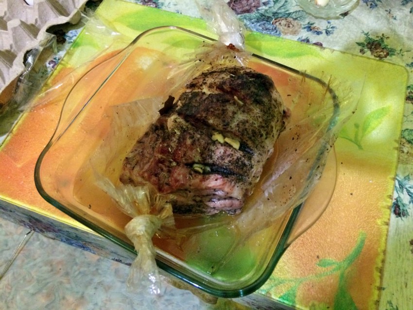 Буженина в духовке в рукаве